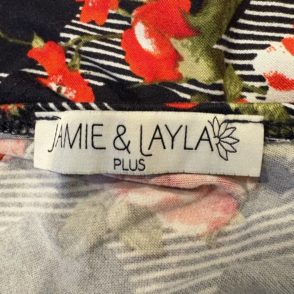 Jamie & Layla Plus navy & red floral polka dot sleeveless swing dress 2X X - Picture 3 of 3